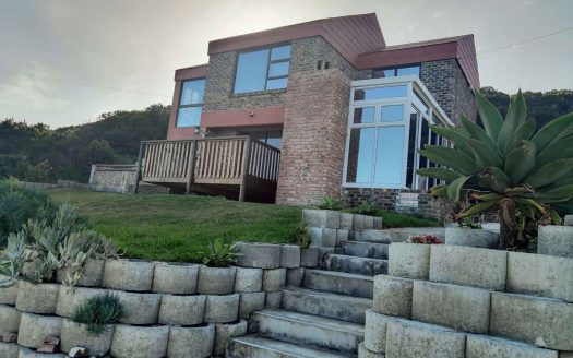 3 Bedroom House For Sale Blue Horizon Bay Frontal View